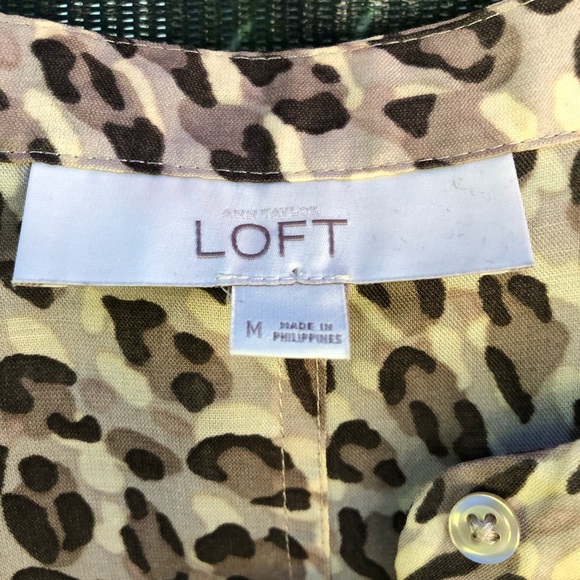 Ann Taylor LOFT Oversized Animal Print Top - Picture 4 of 5